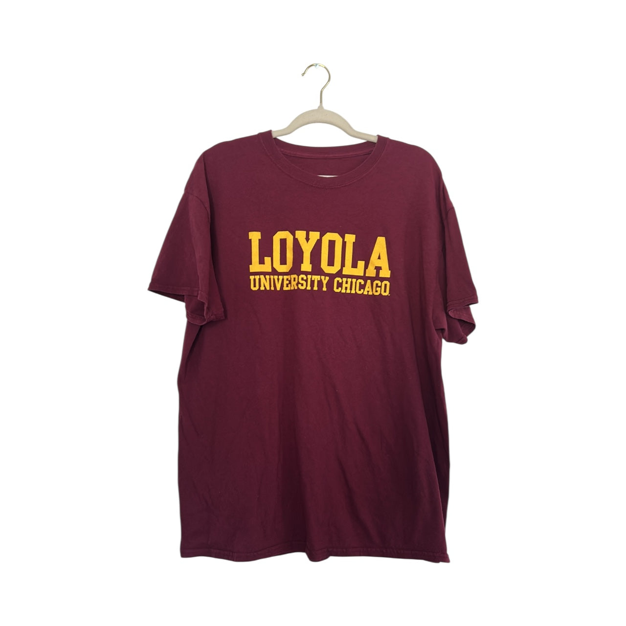 VINTAGE! Loyola University Maroon Tee. XL