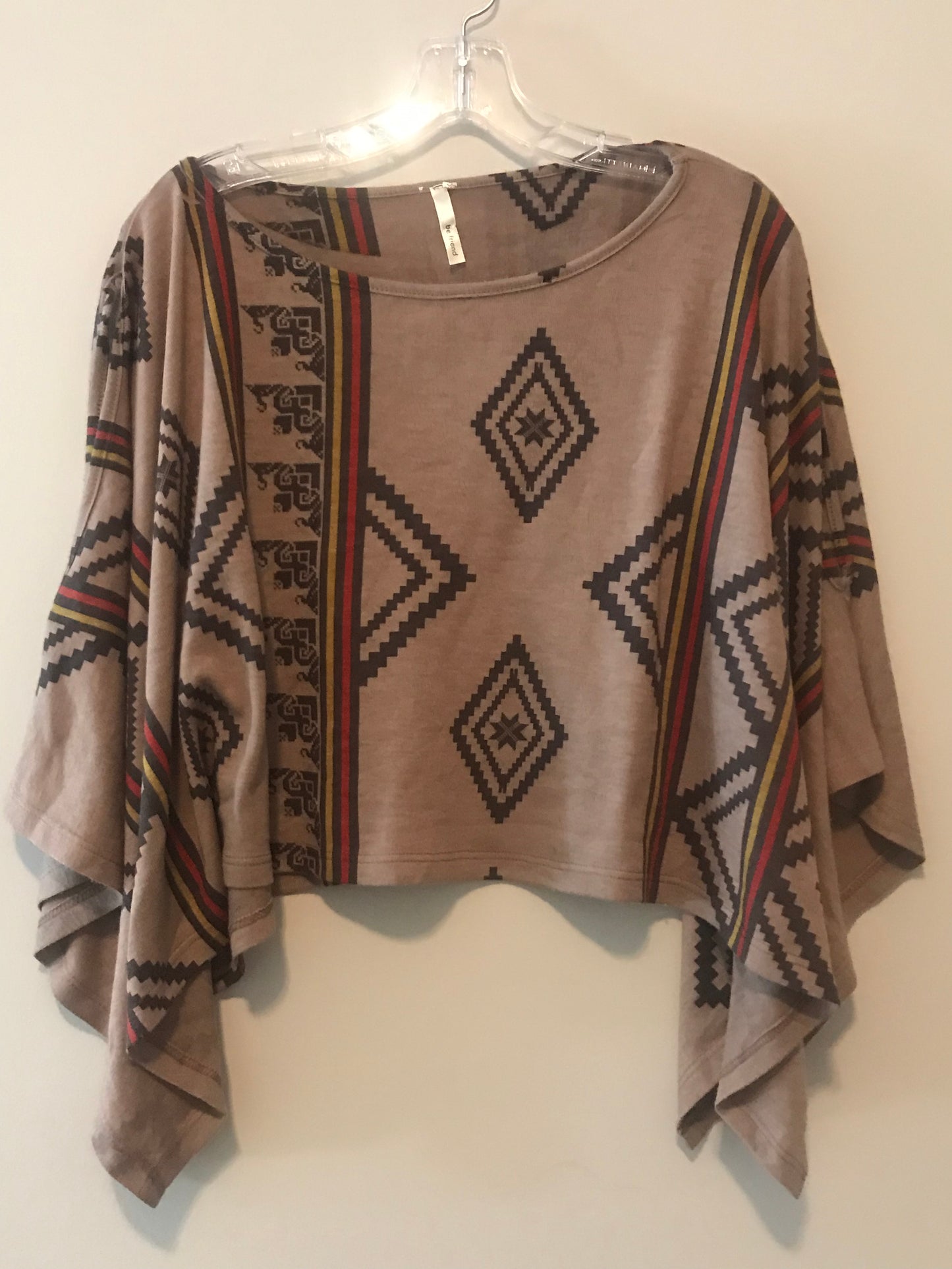 Aztec Printed Cape: Sz M/L