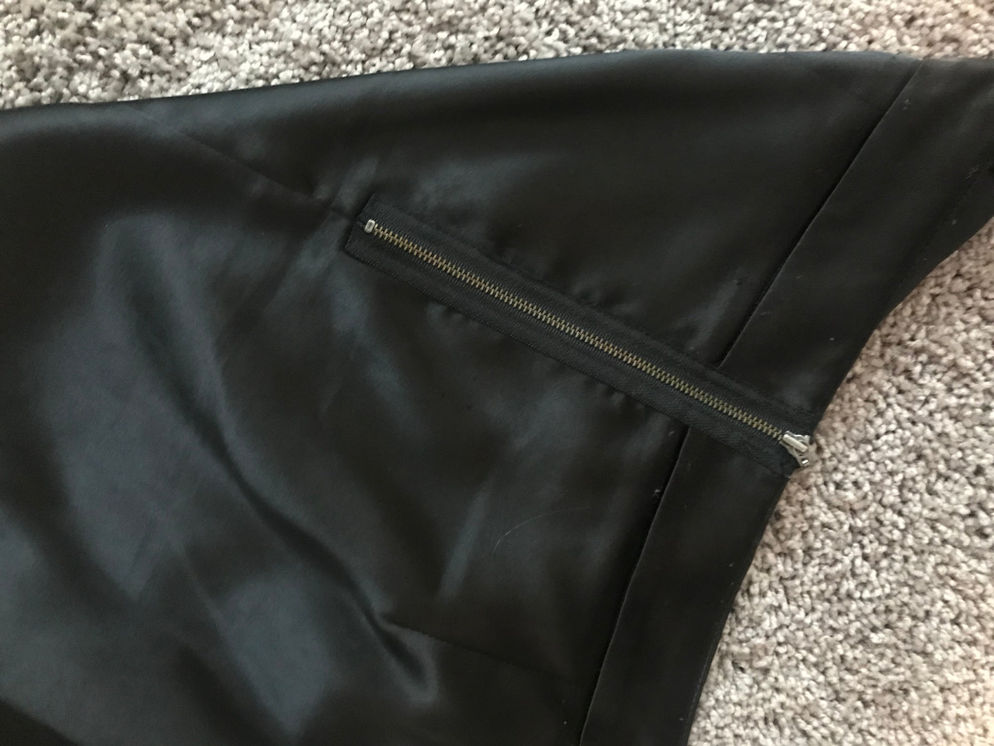 Saks Satin Skirt: Sz 10