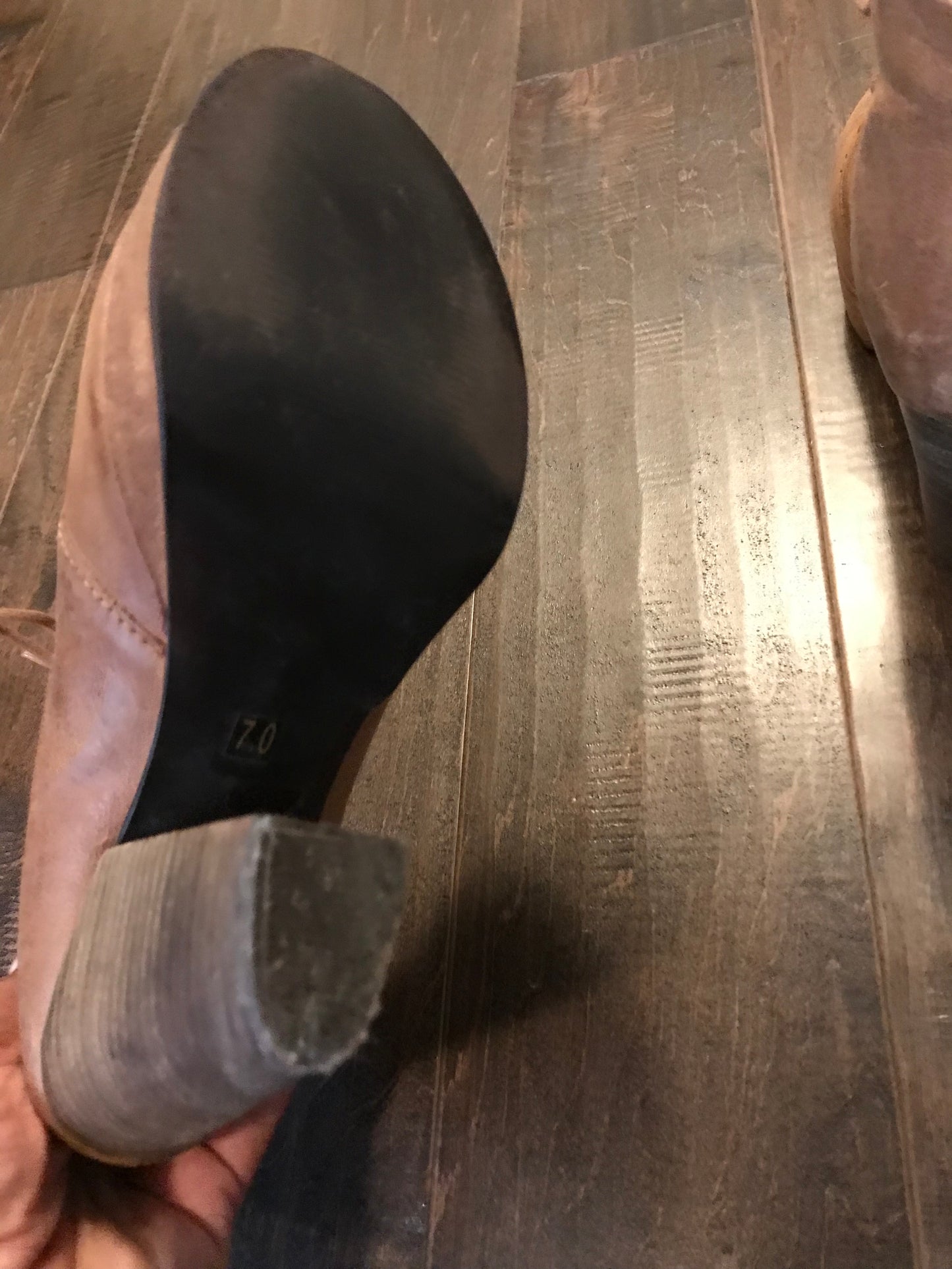 Steve Madden Distressed Booties: Size 7