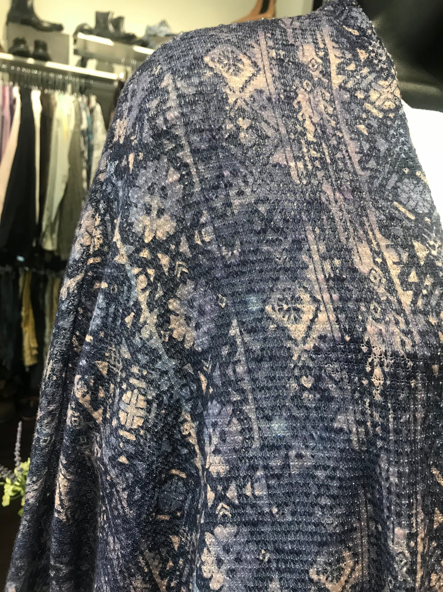 Lavendar Printed Long Cardigan: Sz M