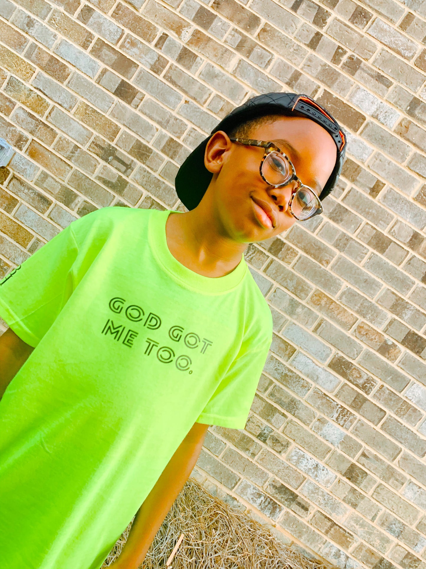 KIDS VIBE! GGM2 Neon.