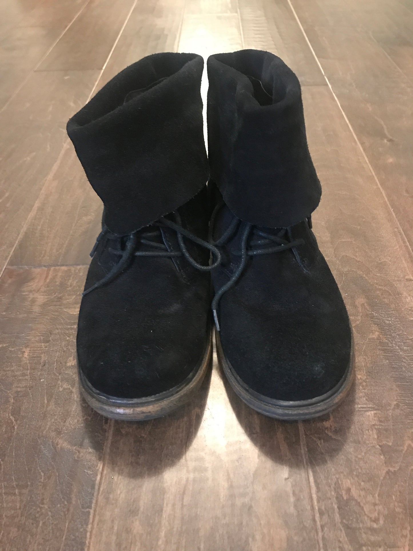 Black Suede Slouch Booties: Sz 9