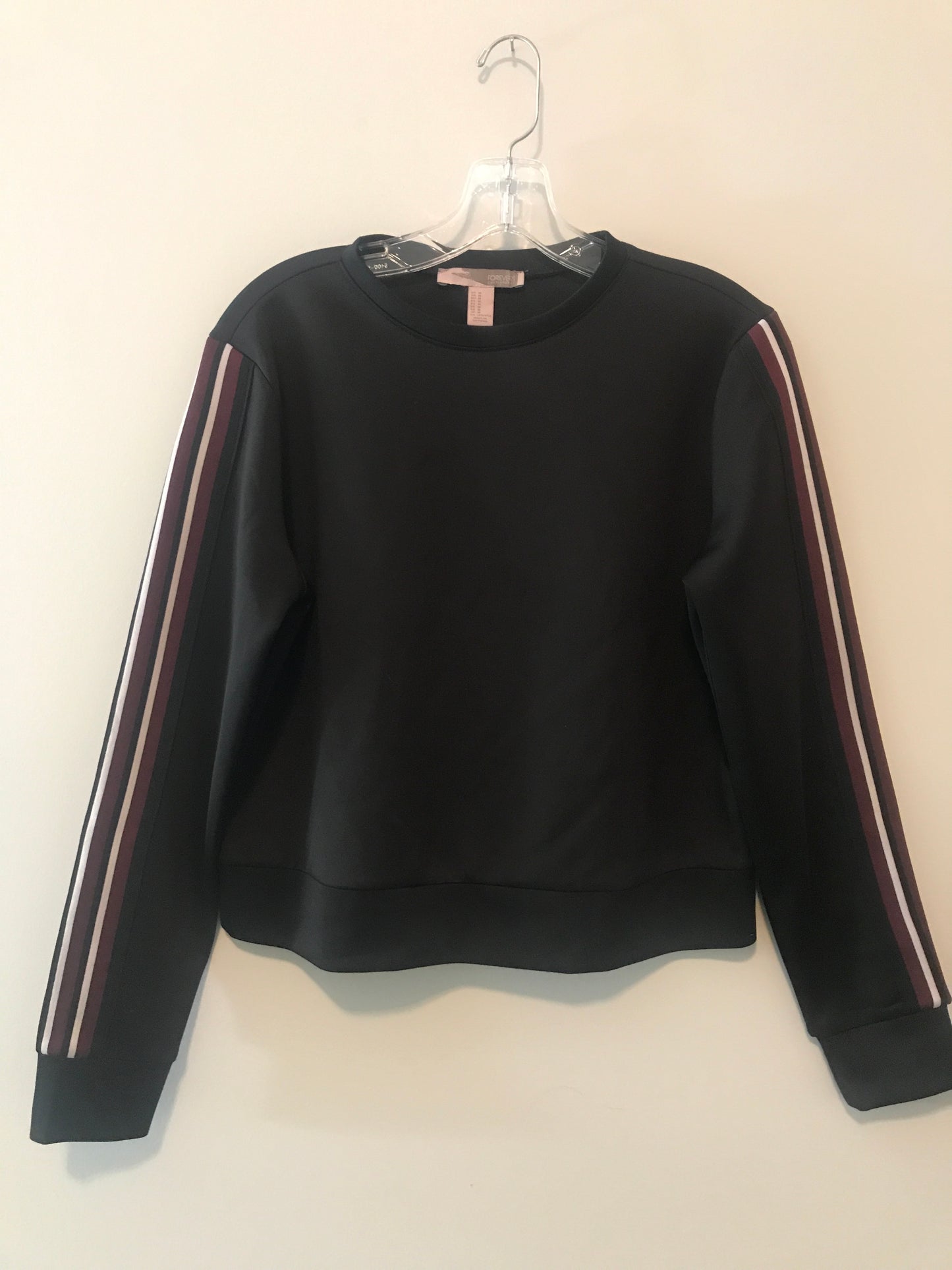 Forever21 Top: Sz M