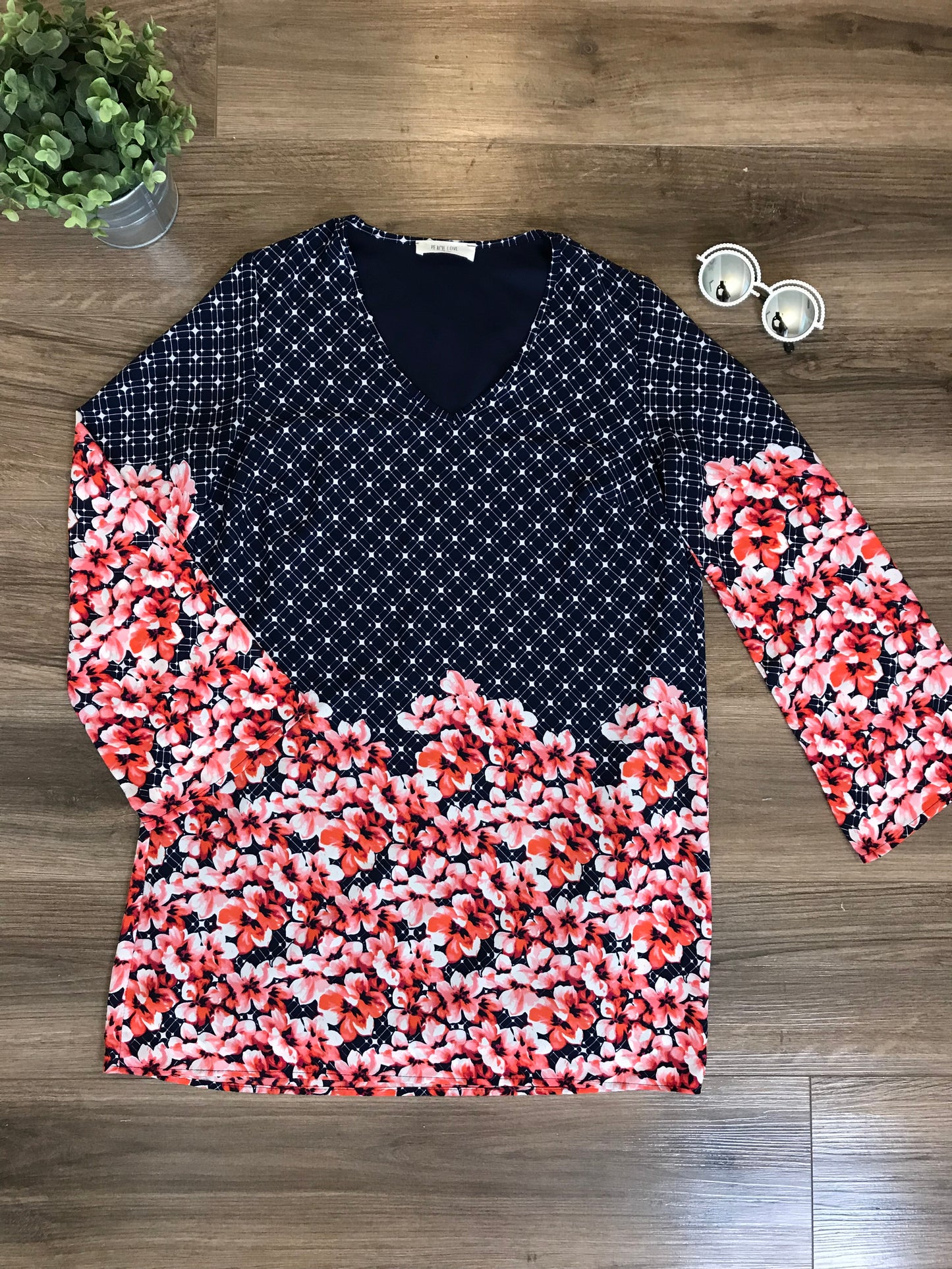 Floral Printed Tunic! Size M