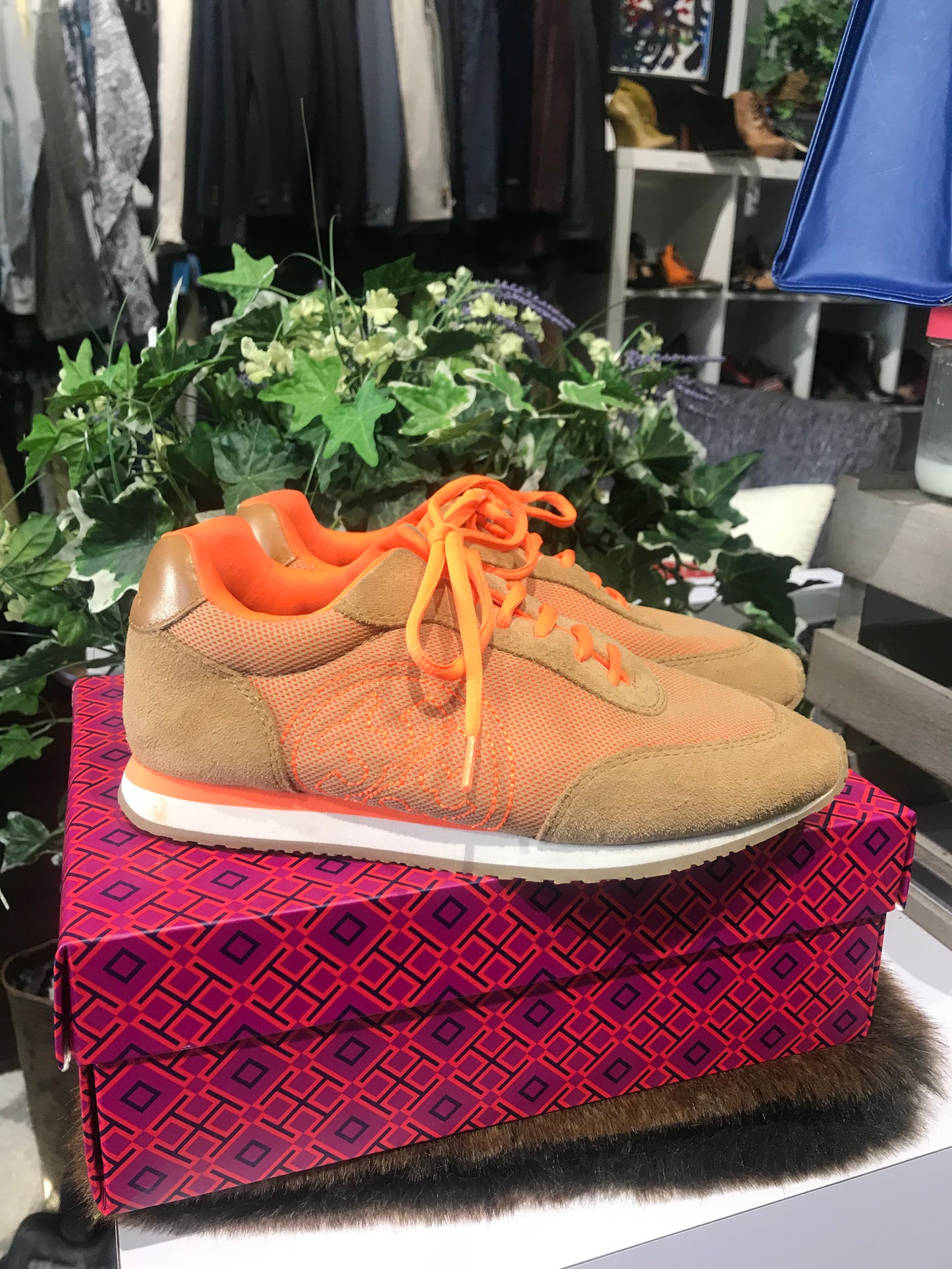 Tory Burch Suede/Canvas Sneakers: Sz 8