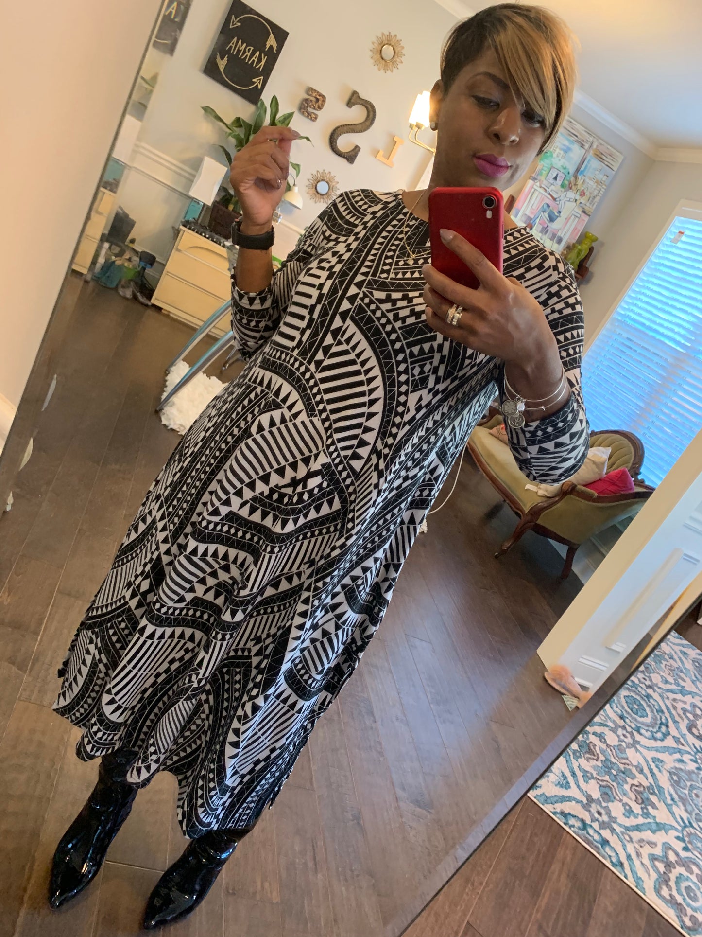 GRAPHIC! Printed Oversized Dress/Tunic: ONE SIZE