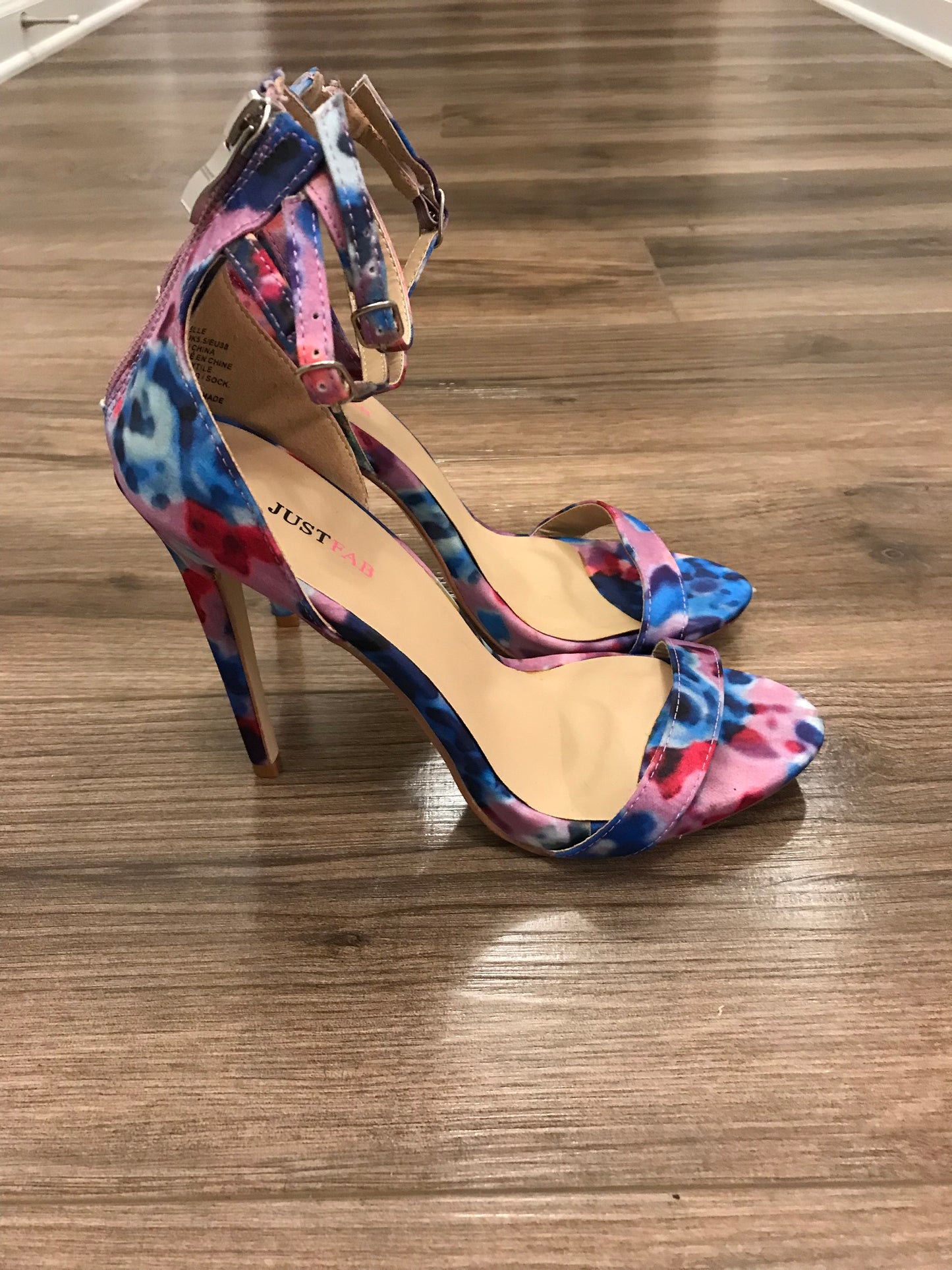 Just Fab Multicolored Heels: Sz 7.5