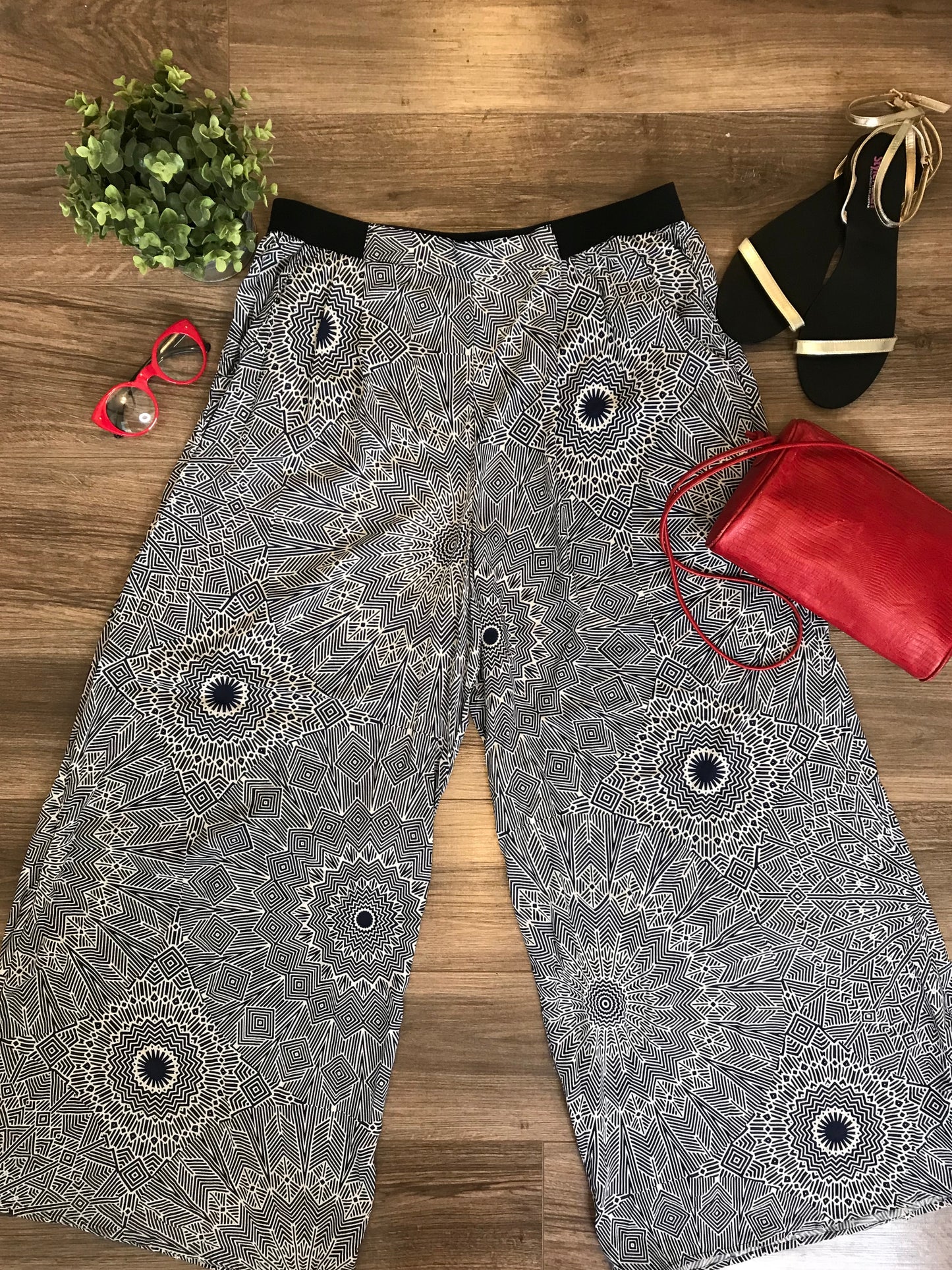 Printed Palazzo Pants! Size 2X