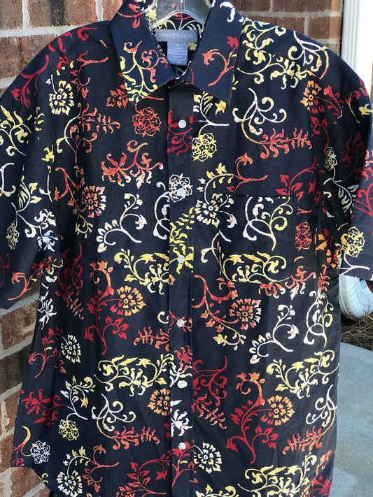 Men’s Navy Printed Buttoned Shirt! Size M