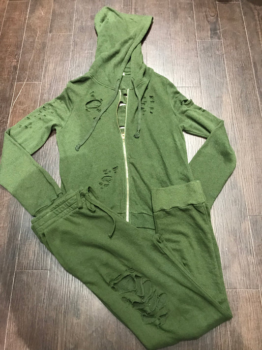 Army Green Distressed Jogger Set!
