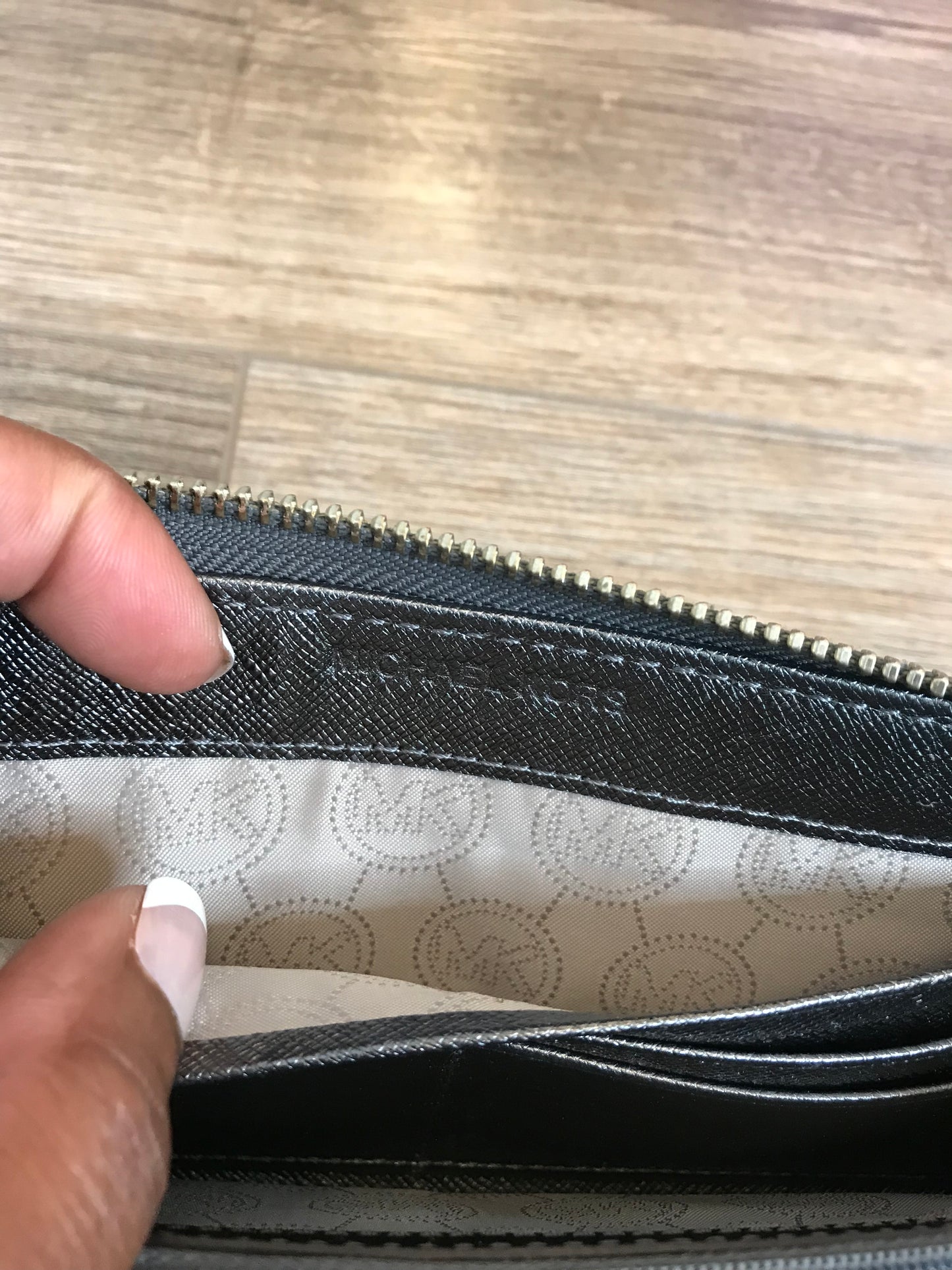 Michael Kors Metallic Zippy Wallet!
