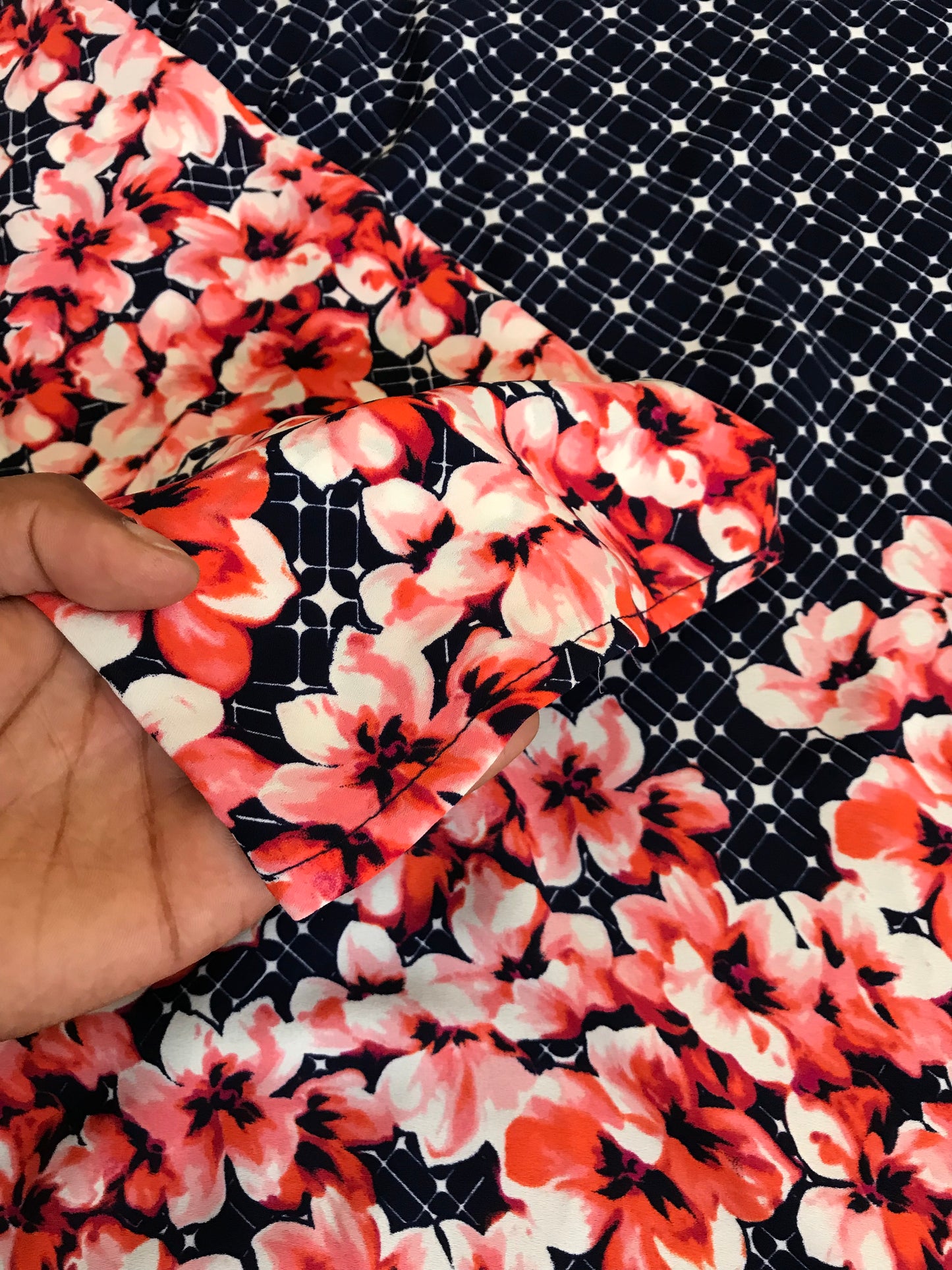 Floral Printed Tunic! Size M