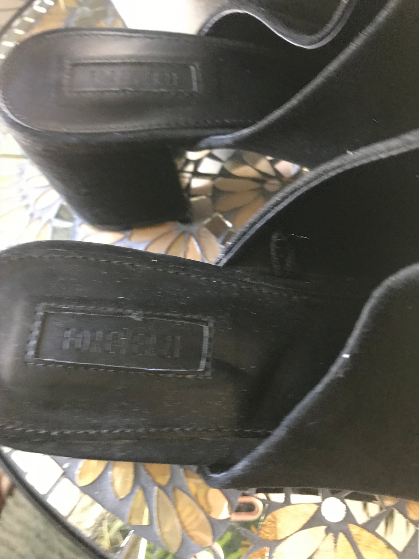Forever 21 Mules! Size 8