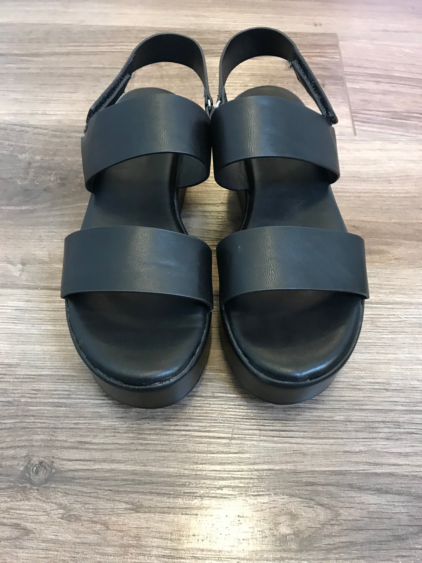 Black Platform Strapped Sandals! Size 8
