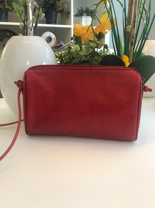 Vintage Leather Crossbody!