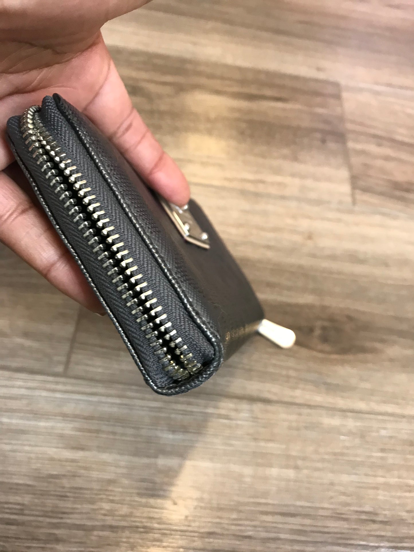 Michael Kors Metallic Zippy Wallet!