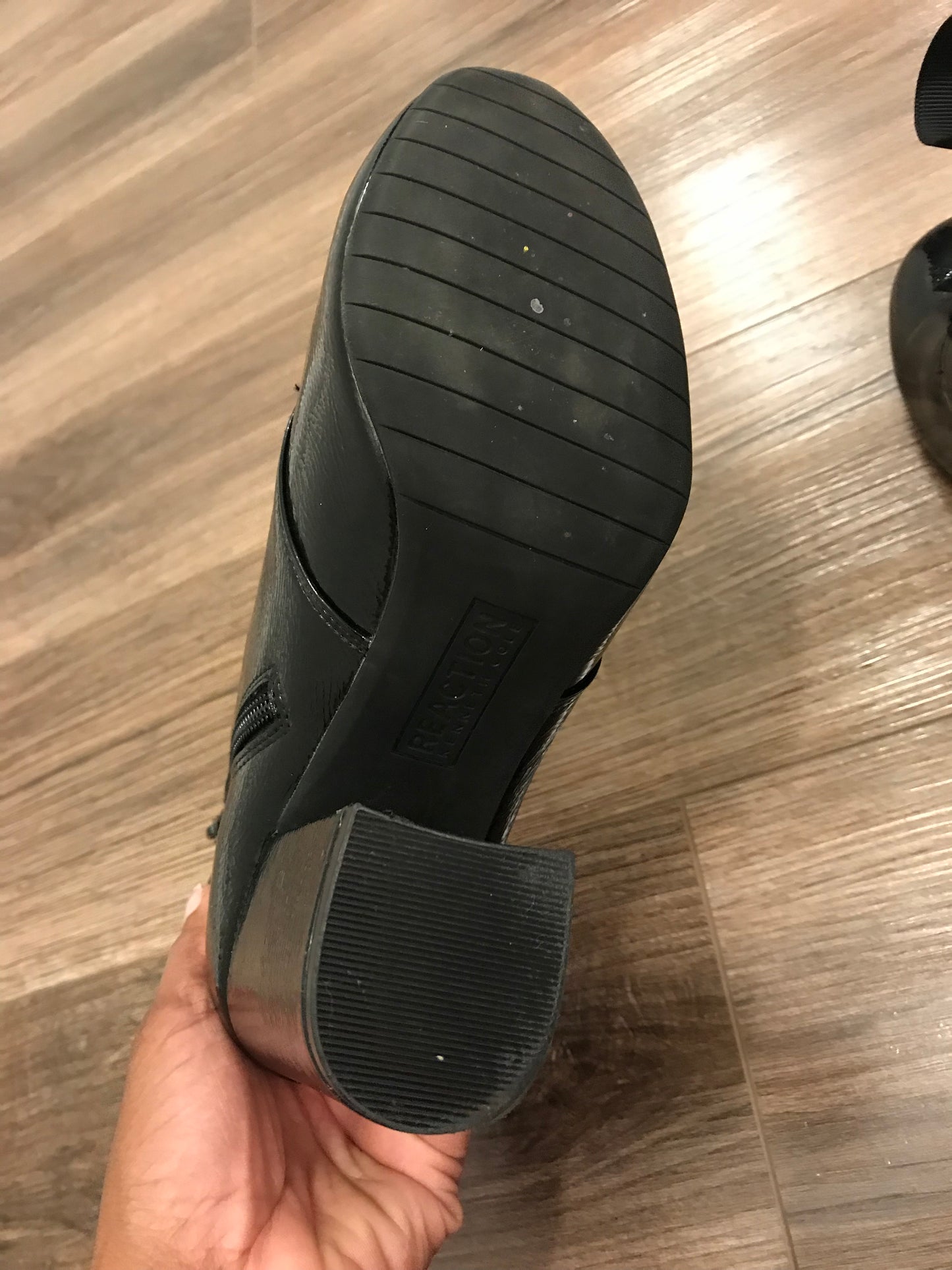 Kenneth Cole Reaction Patent Booties: Sz 8
