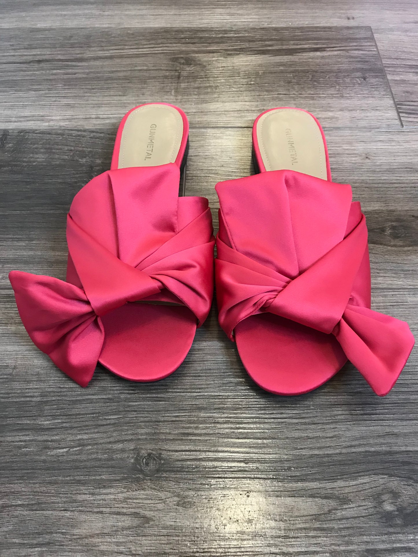 Gunmetal Magenta Satin Slides! Size 10