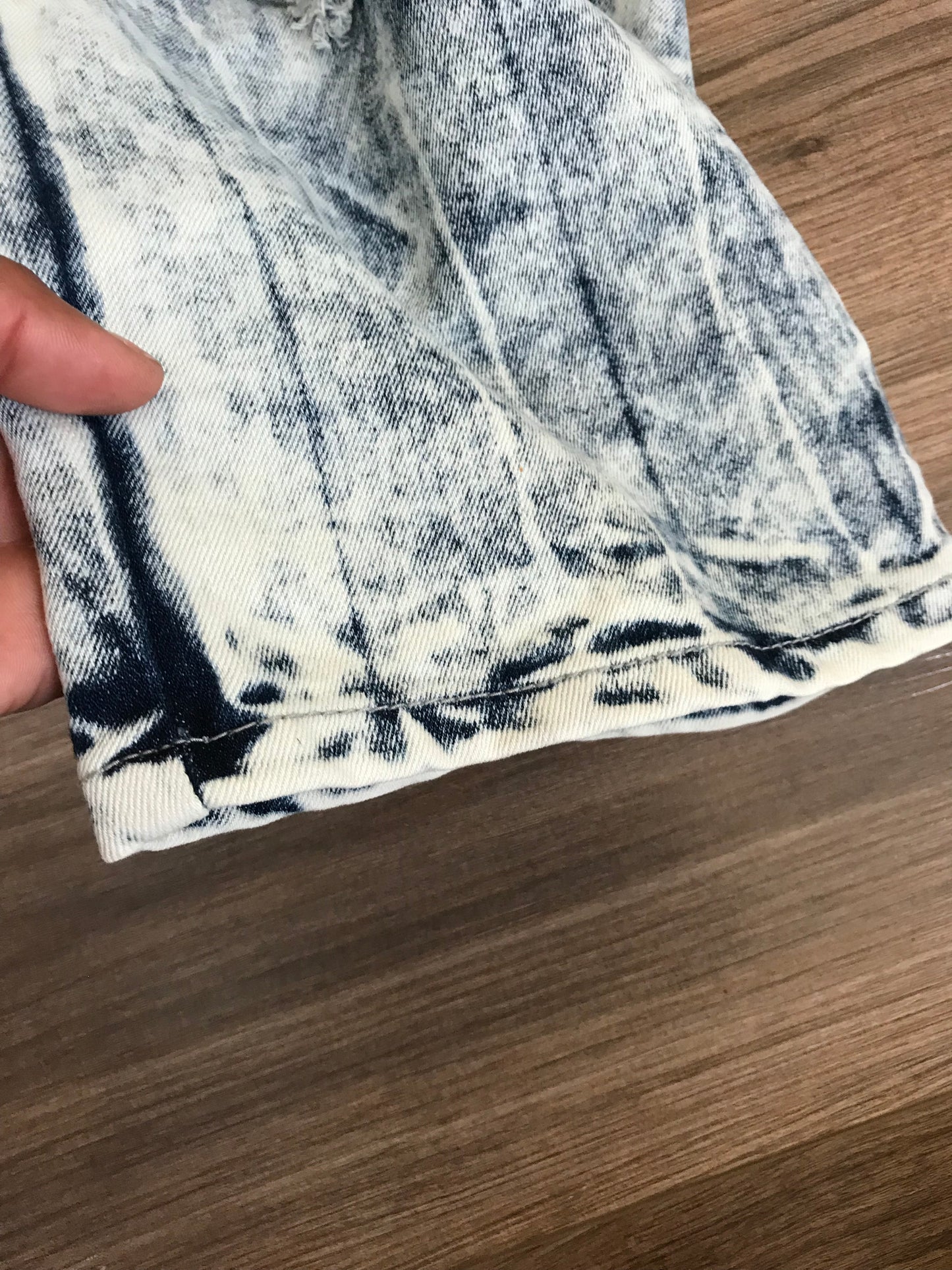 Ashley Stewart Distressed Denim Capri! Size 18