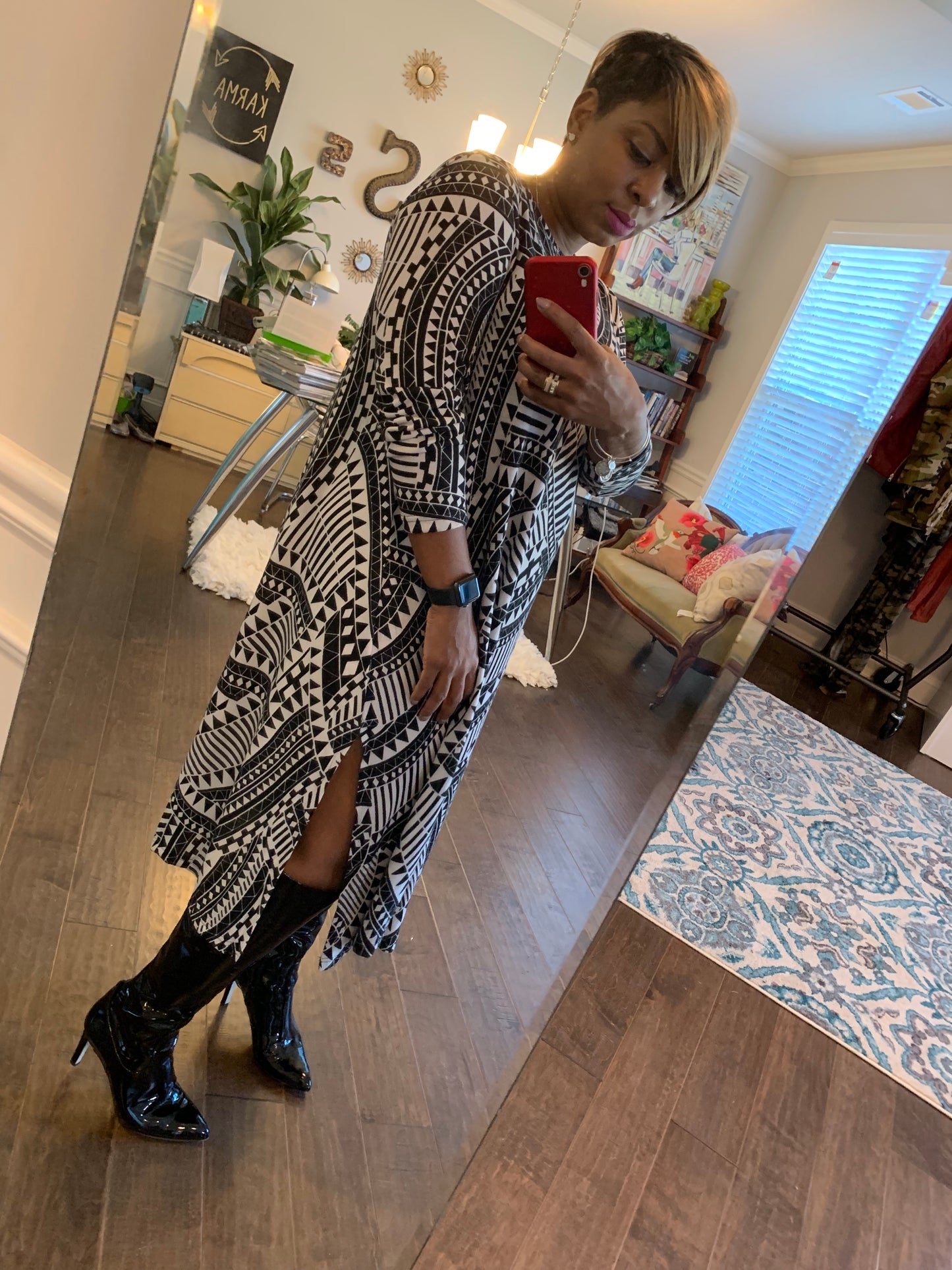 GRAPHIC! Printed Oversized Dress/Tunic: ONE SIZE