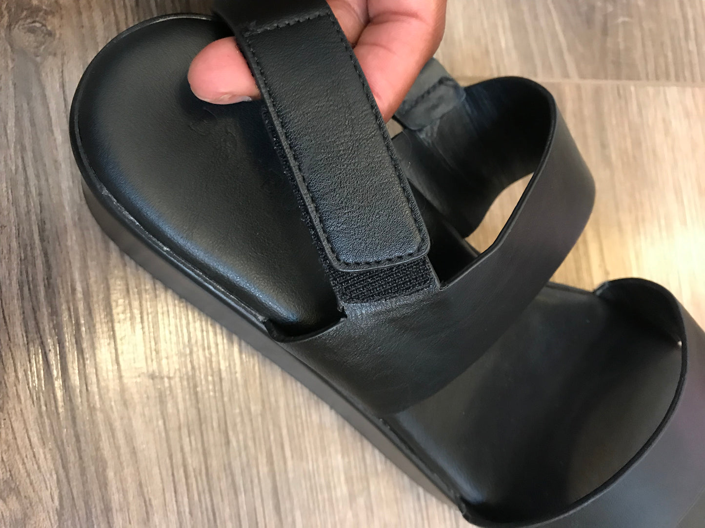 Black Platform Strapped Sandals! Size 8