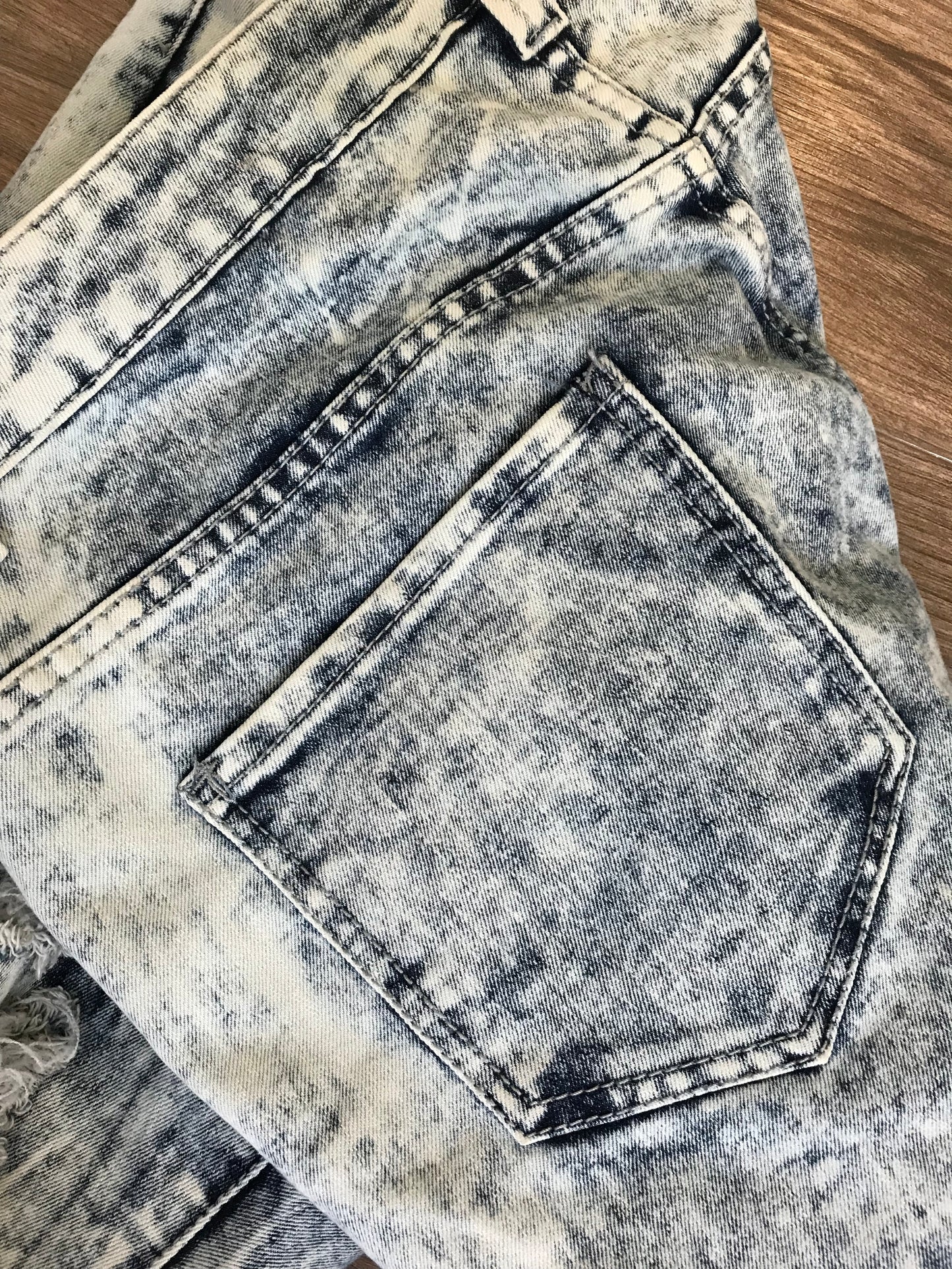 Ashley Stewart Distressed Denim Capri! Size 18