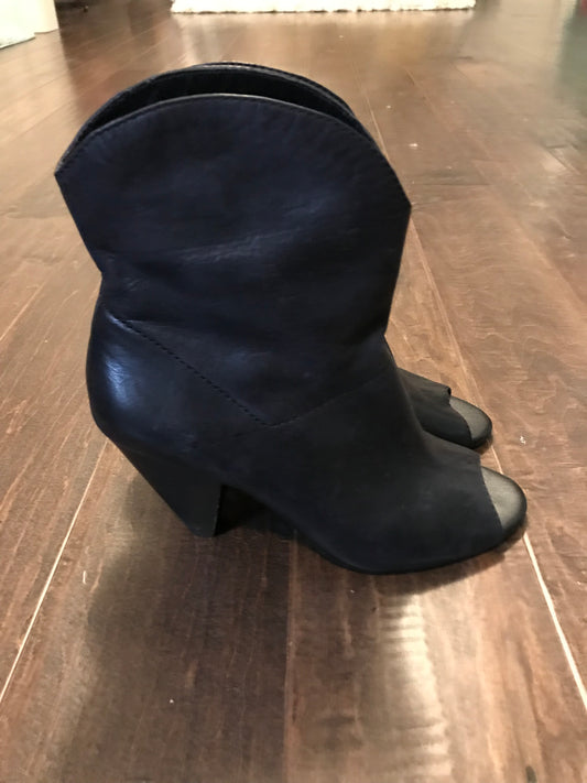 BCBG Peep Toe Booties: Size 7