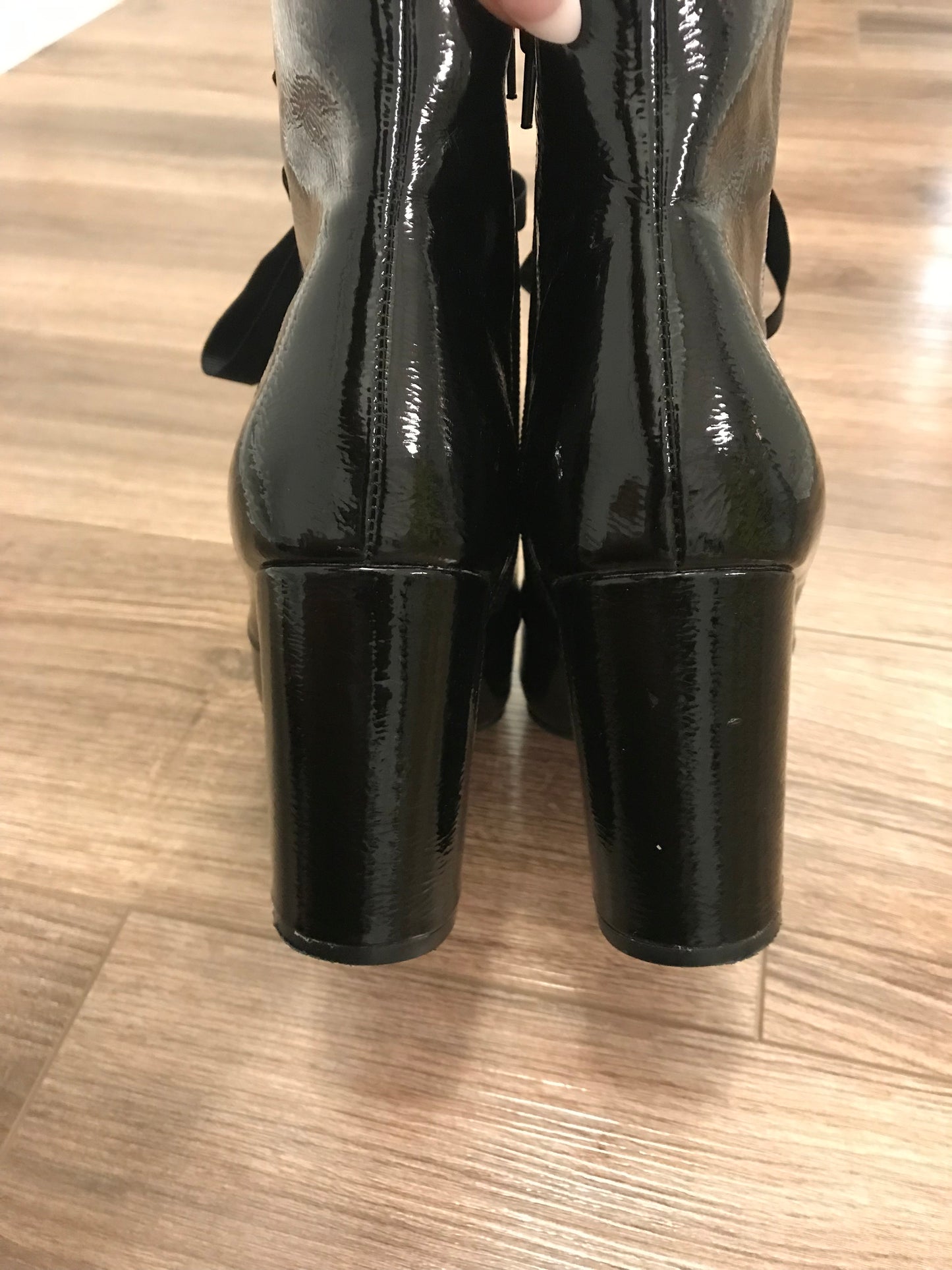 Kenneth Cole Reaction Patent Booties: Sz 8