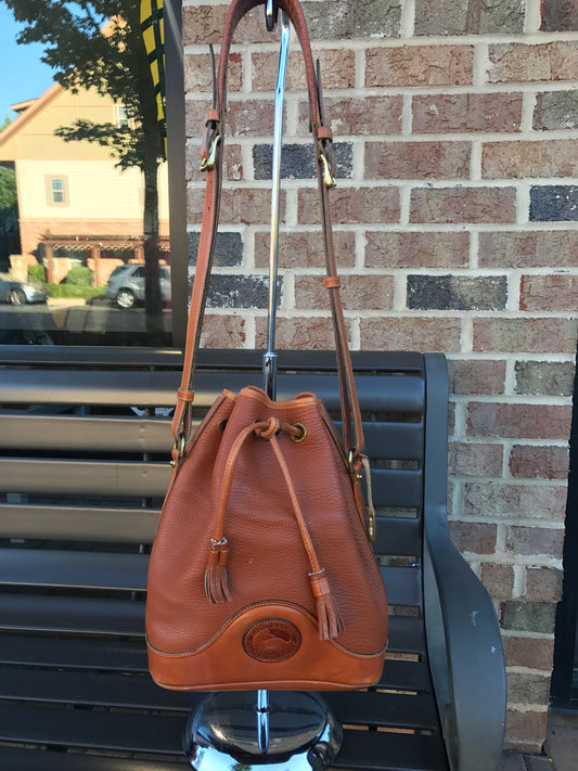 Dooney & Bourke Leather Bucket Crossbody!