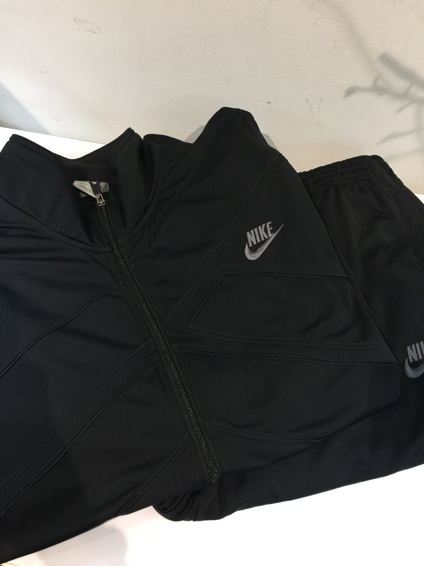 NIKE Track Suit: Sz 2X