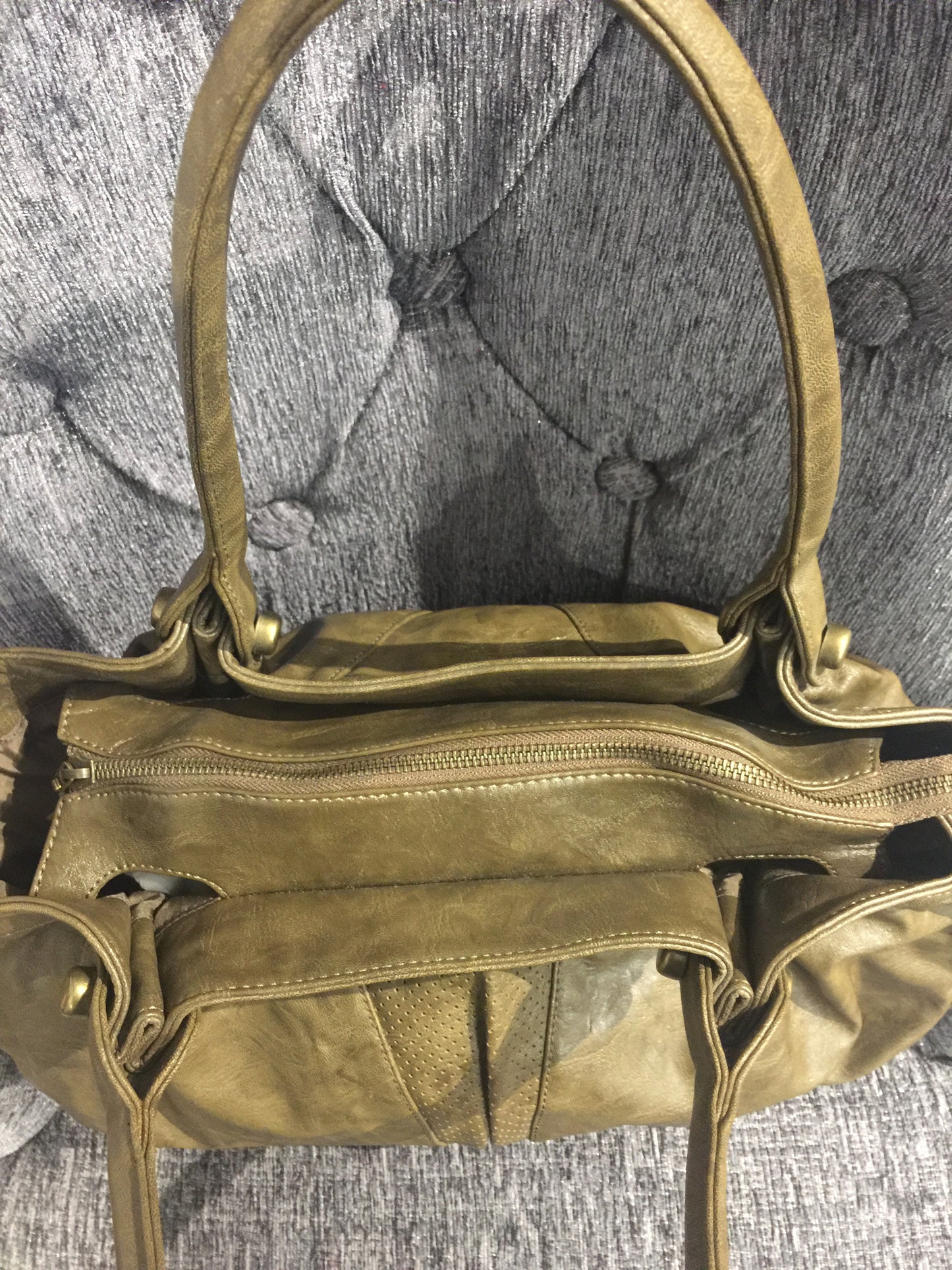 Matt & Nat Olive Handbag: Sz MED/LG