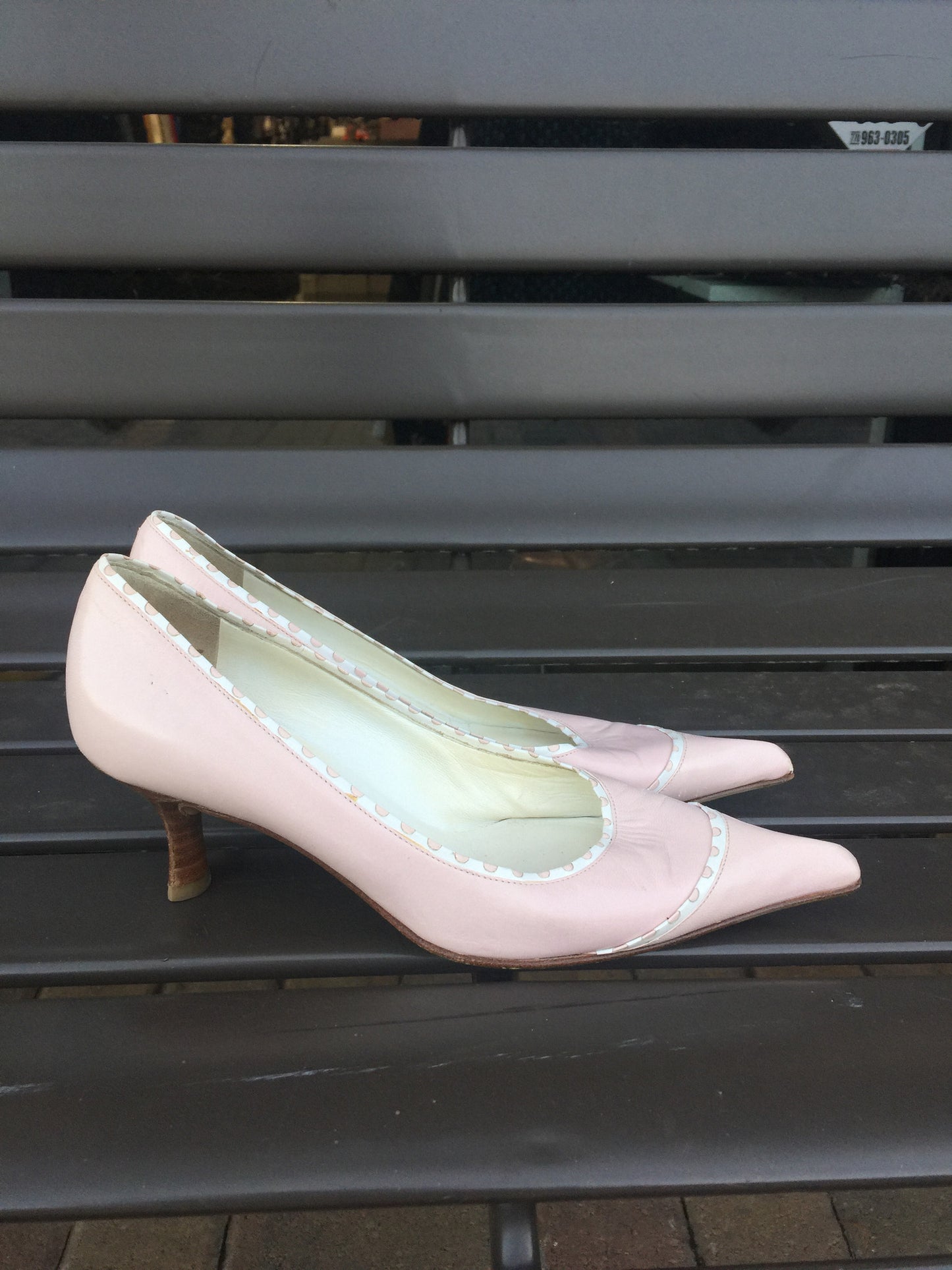 Chanel Pink Leather Pumps~Vintage: Sz 36
