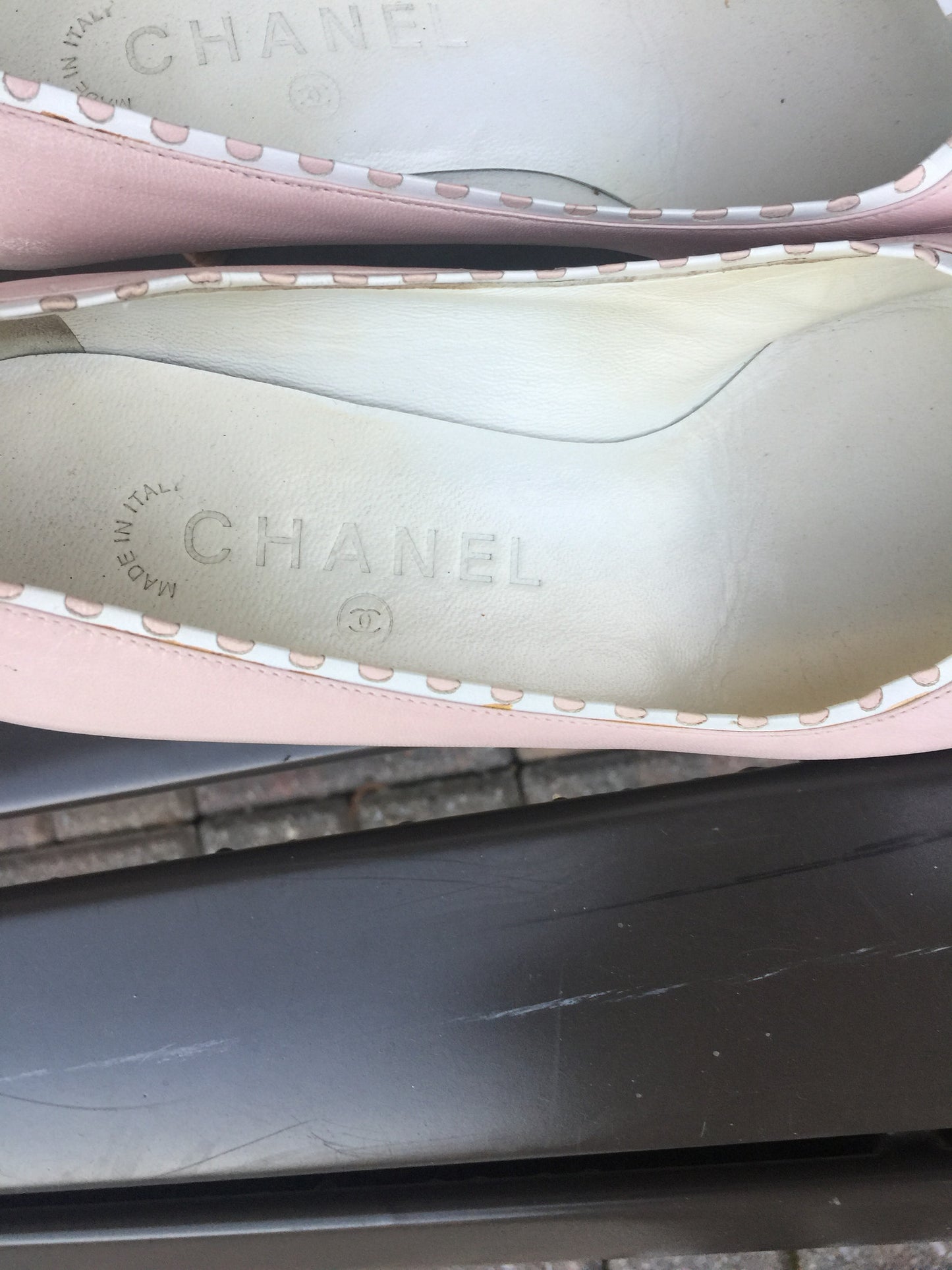 Chanel Pink Leather Pumps~Vintage: Sz 36