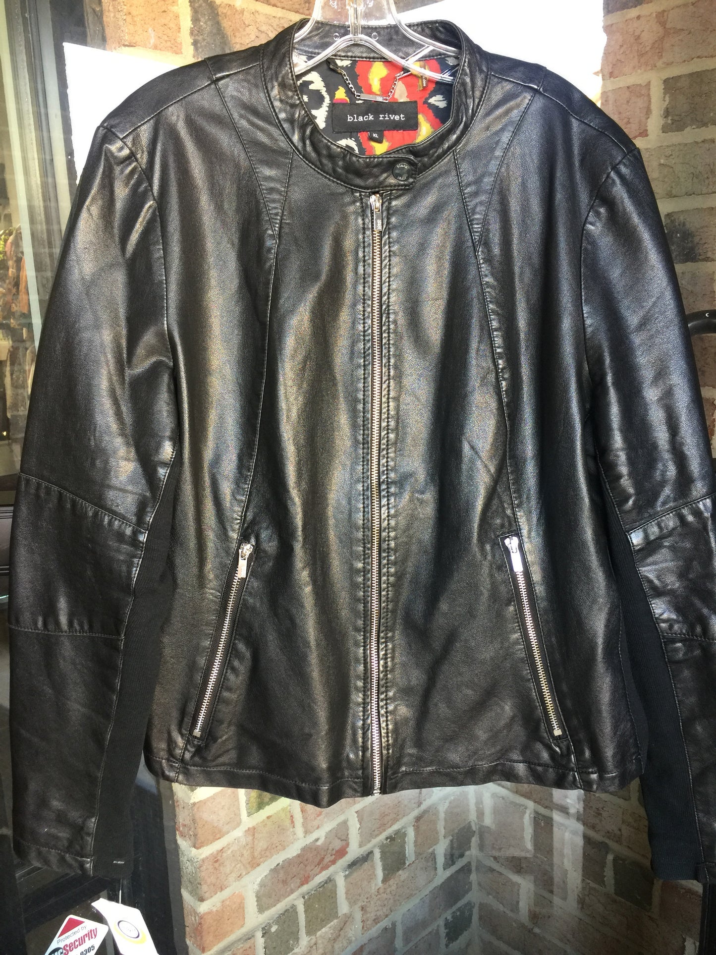 Black Rivet Moto Jacket: Sz XL