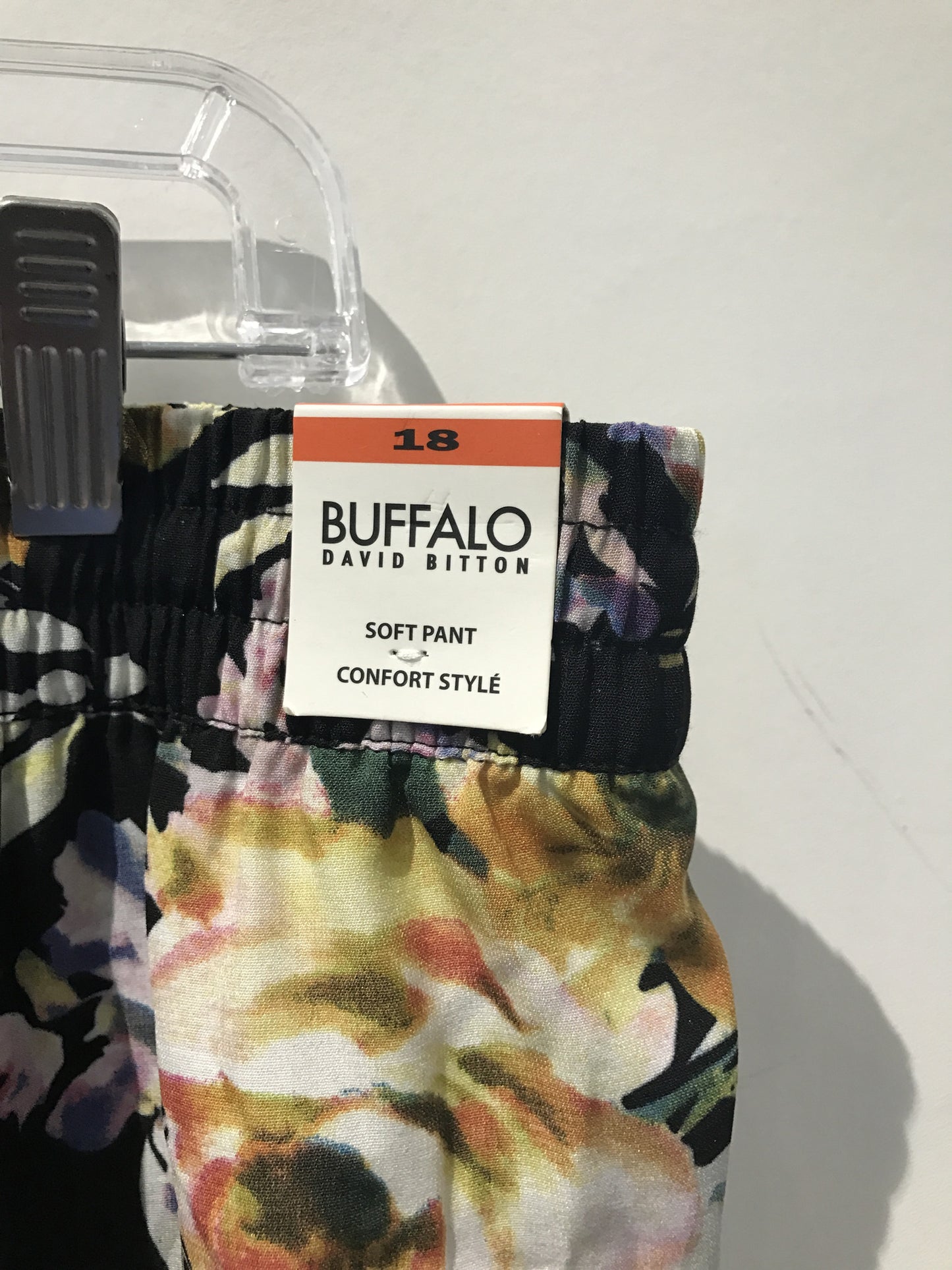 Buffalo Floral Joggers: Sz 18