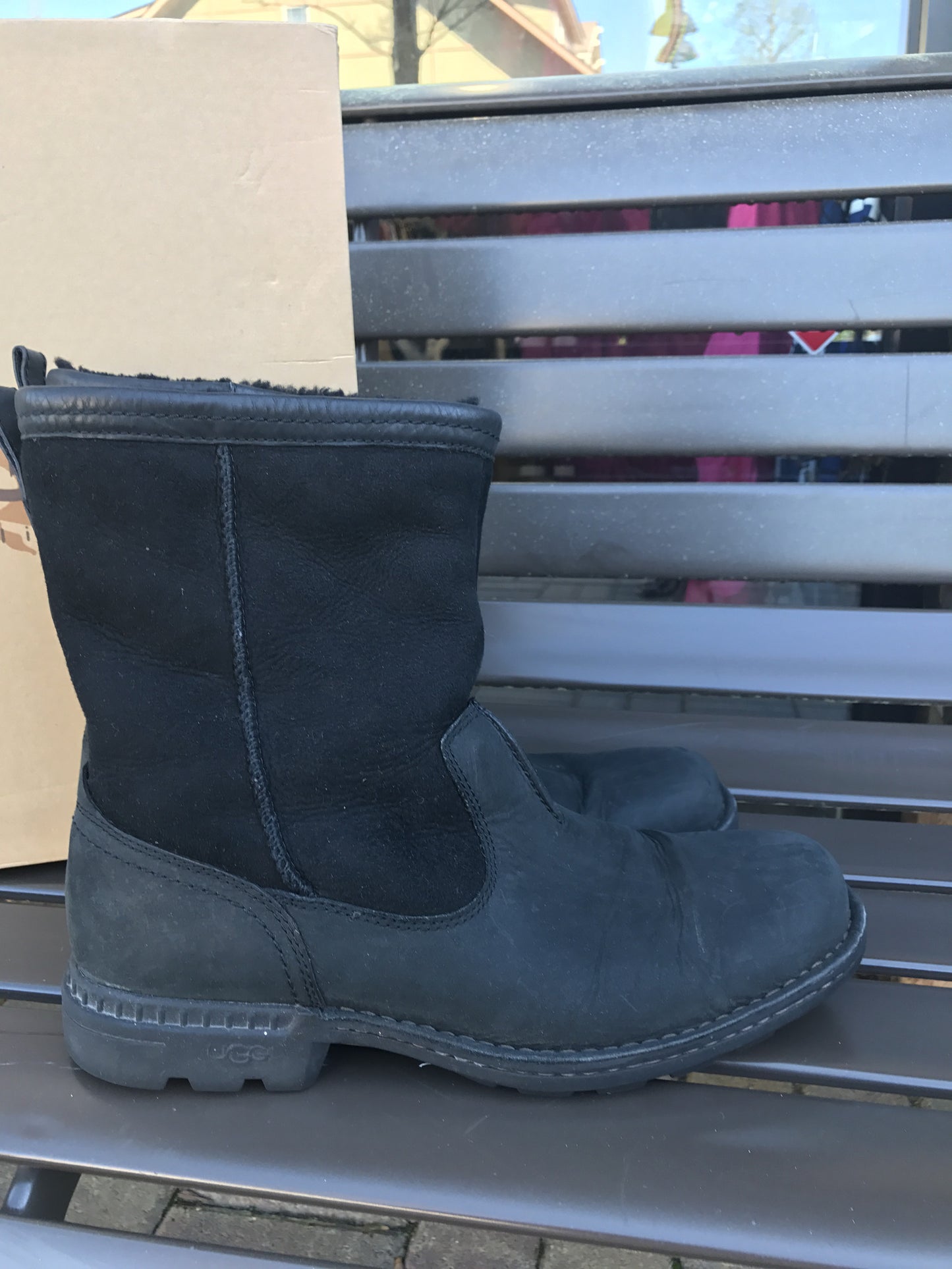 UGG Suede Boots: Sz 13