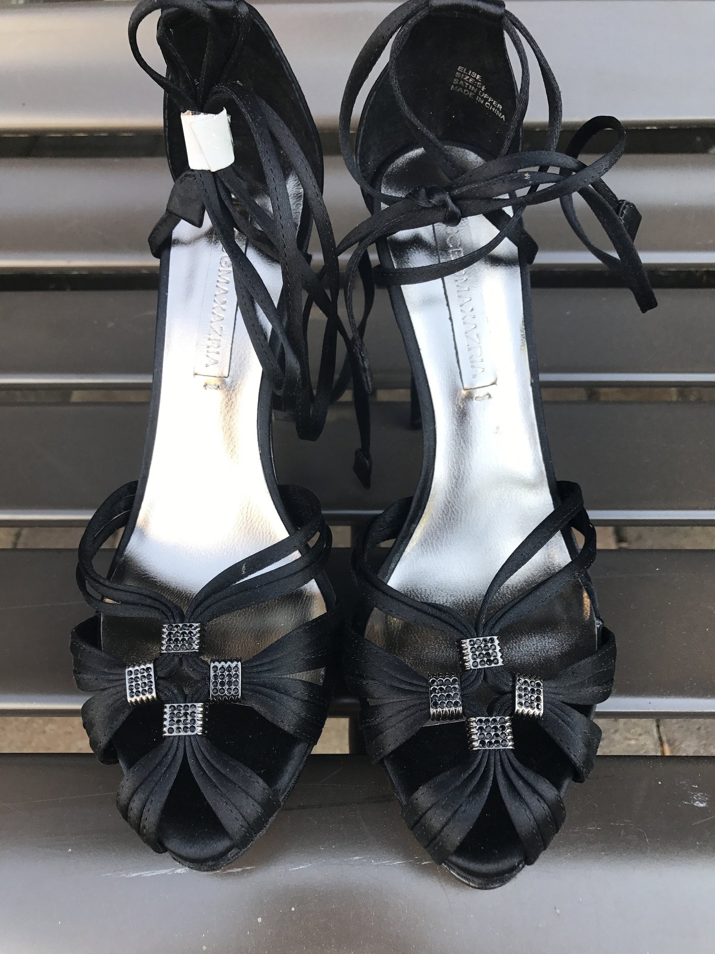BCBG Black Satin Heels: Sz 6.5