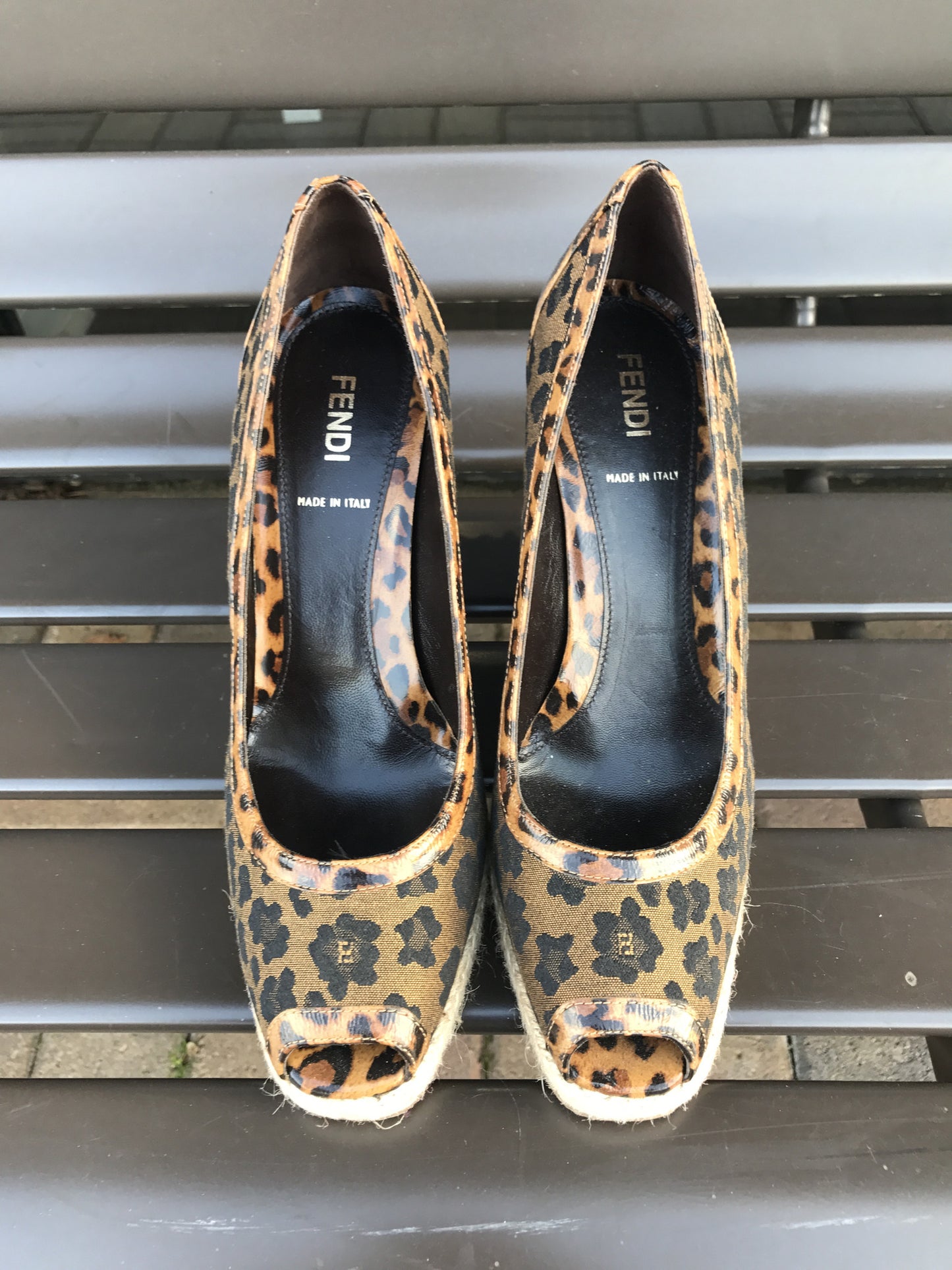 FENDI Leopard Wedge: Sz 39 (8)
