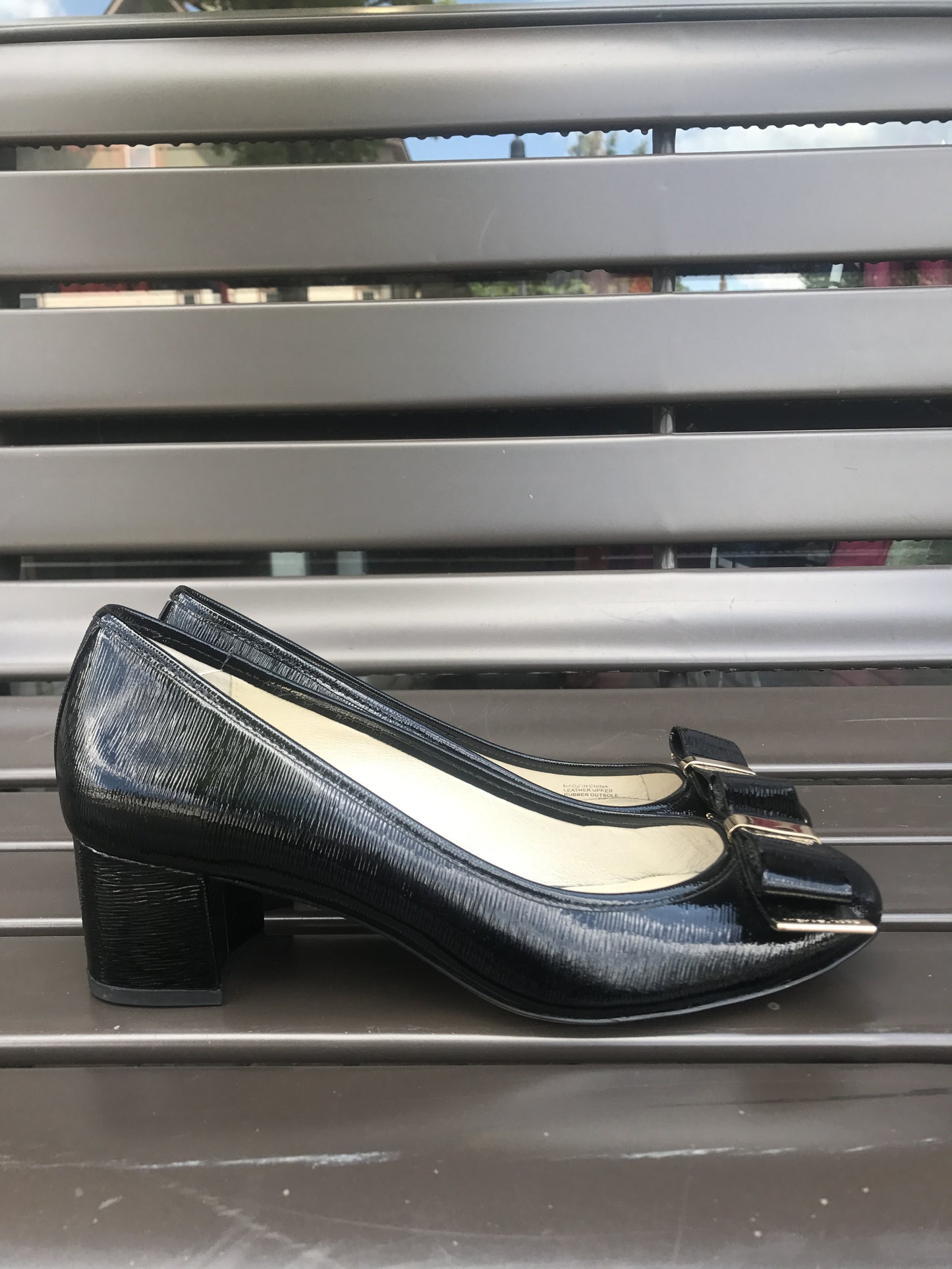 Michael Kors Patent Bow Shoes: Sz 7M