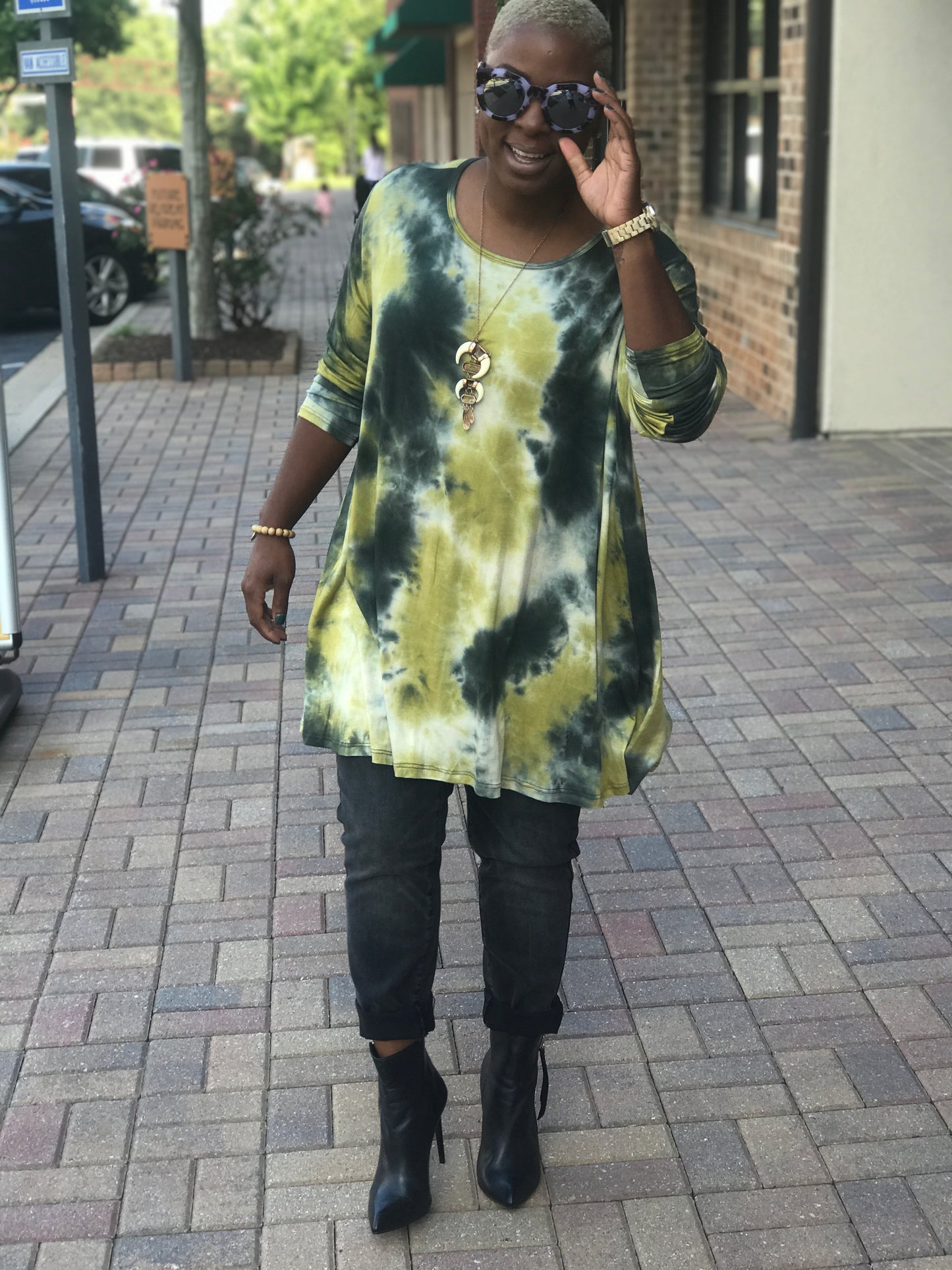 New! Tie Dye Green Ling Sleeve Tunic!