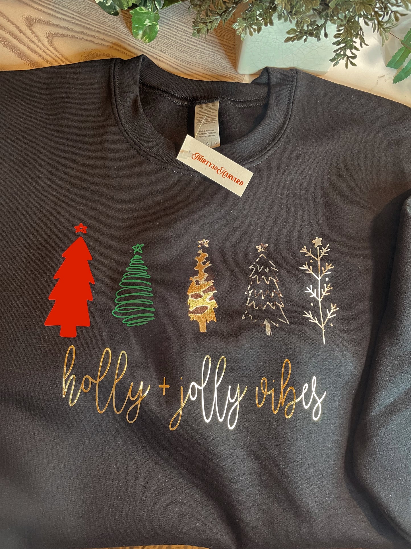 HOLIDAY! BLK: Holly + Jolly Vibes.