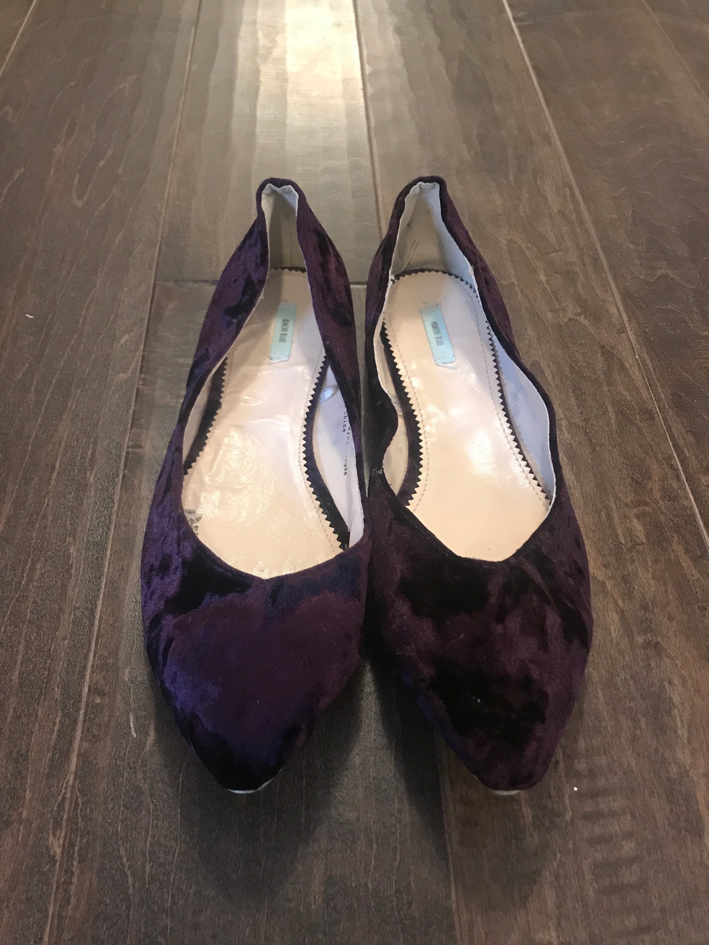 Kimchi Blue Crushed Velvet Flats: Sz 9