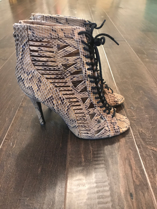 Snakeskin Laced Booties: Sz 7